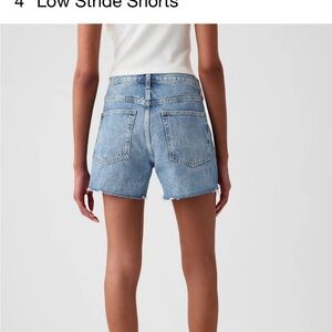 Gap — 4” Low Stride Denim Shorts